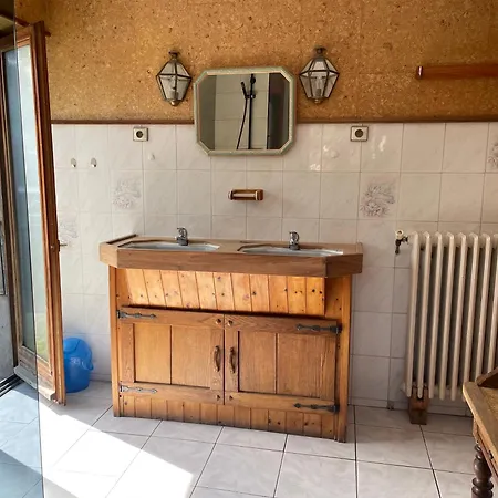 Location Le Ruan * 莫里永